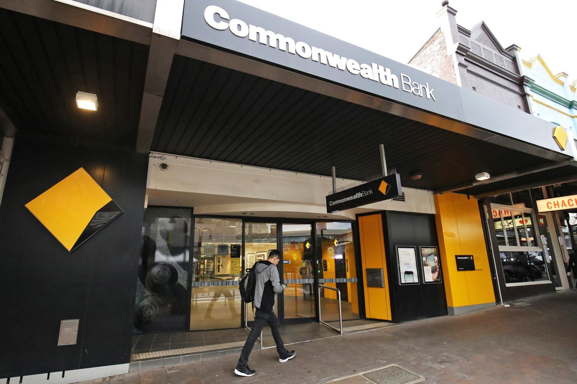 Open an Australian Bank Account | Moving to Australia